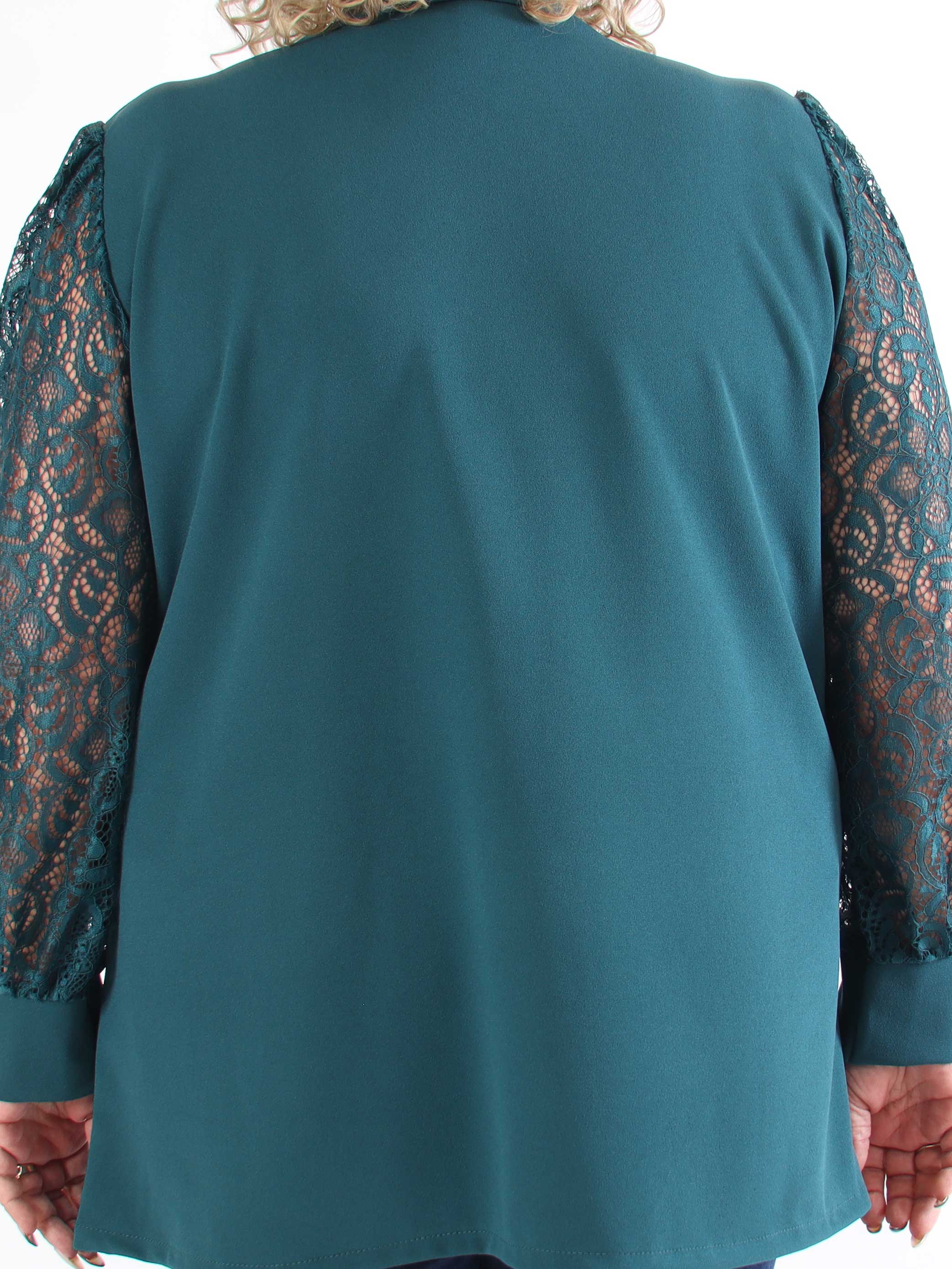 Kata Lace - Oversized blazer med blondeærmer